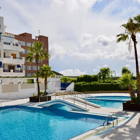 034 Year Sun And Pool Apartment *