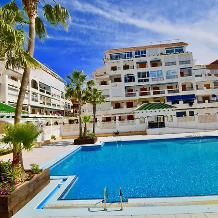 034 Year Sun And Pool *