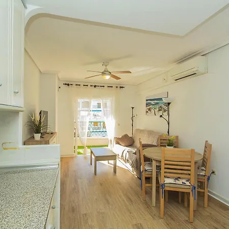 034 Year Sun And Pool Apartment La Mata (Torrevieja)